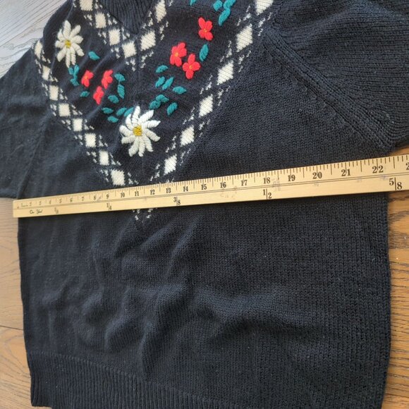 Vintage Honors Misses Sweater Women’s L Black White Floral Embroidered Argyle - Picture 8 of 12